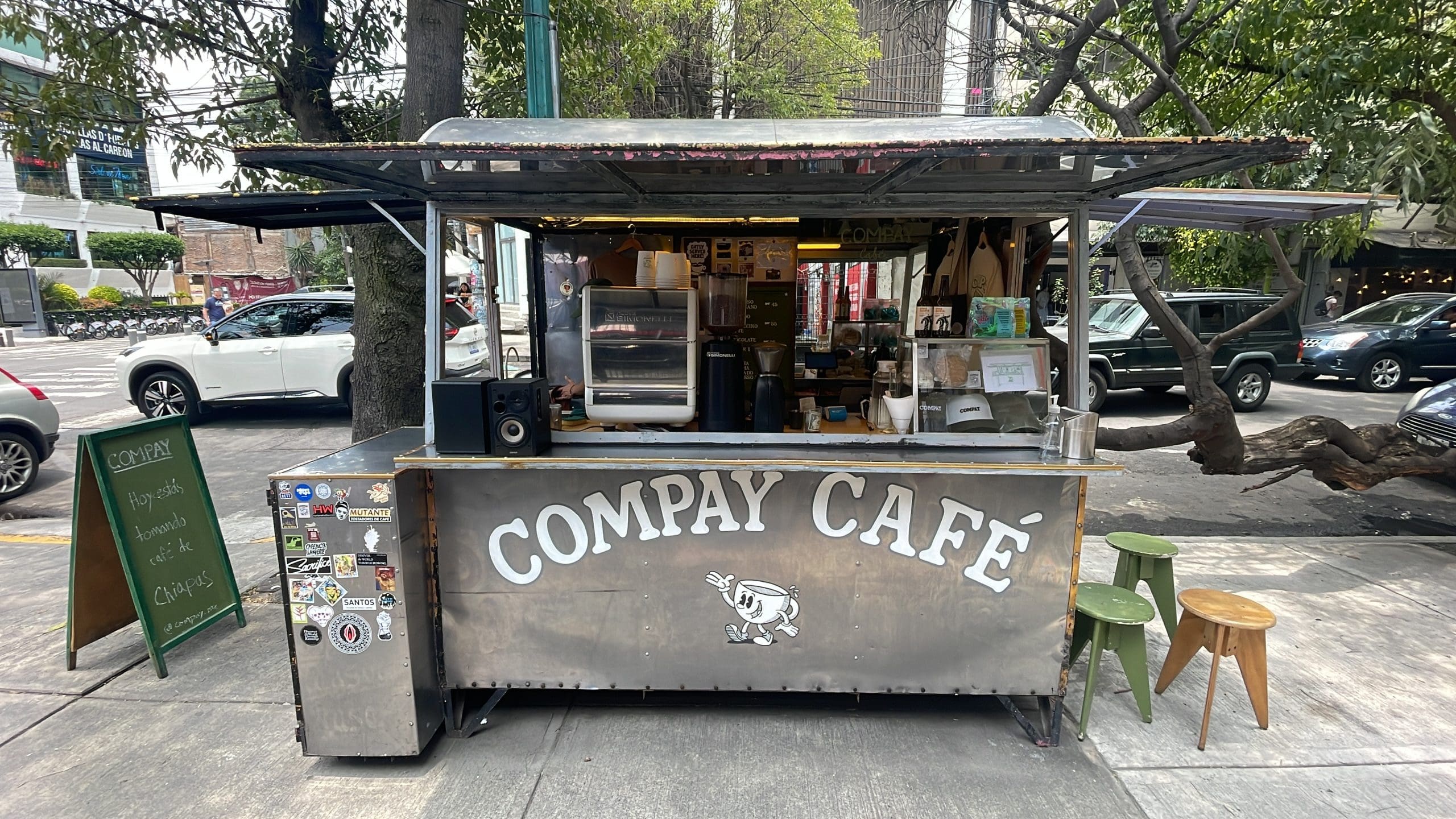 Compay Café