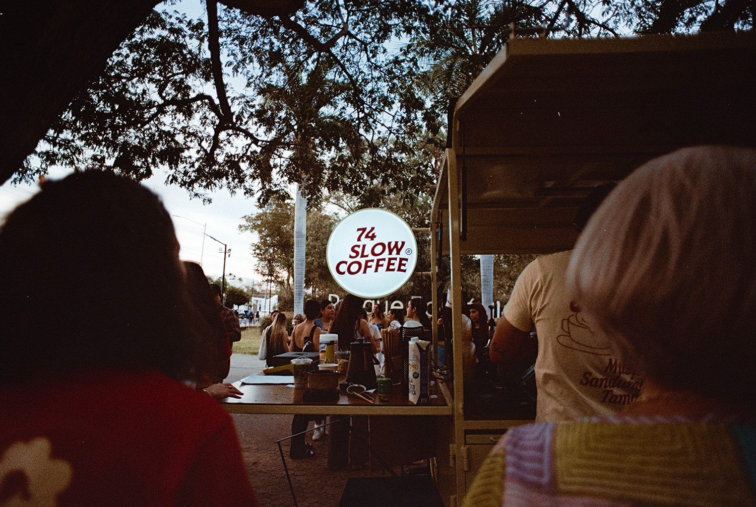74 Slow Coffee & Music